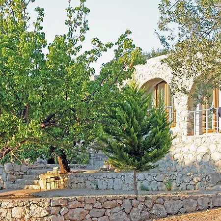Sultan Ολουντενίζ